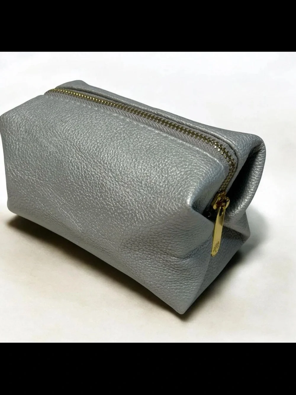 Mulberry Silver Leather Cosmetic Pouch with Gold Hardware